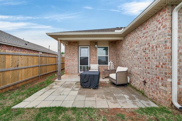 11613 NW 95th Street, Yukon, OK 73099
