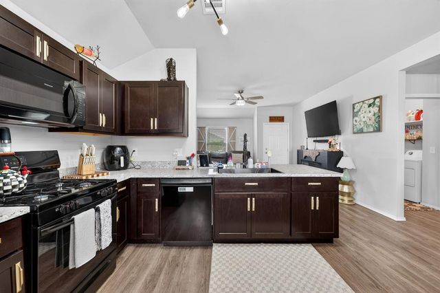 11613 NW 95th Street, Yukon, OK 73099