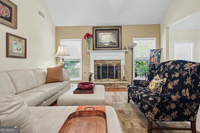 63 Avondale, Newnan, GA 30265