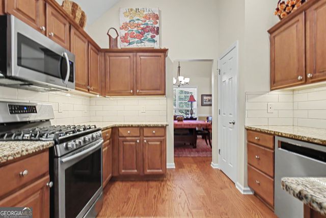 63 Avondale, Newnan, GA 30265