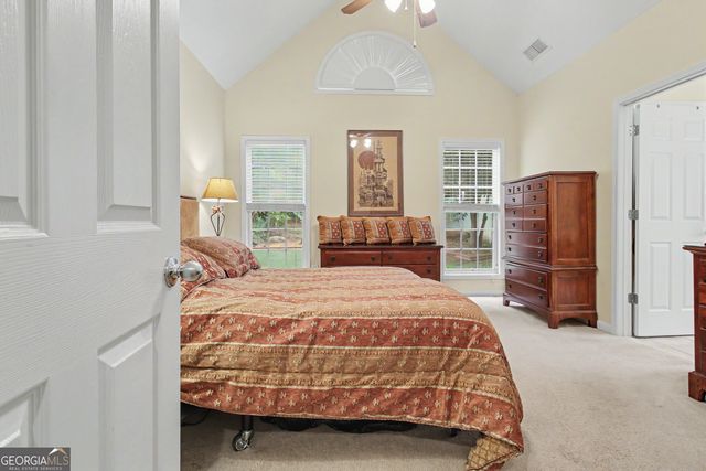 63 Avondale, Newnan, GA 30265