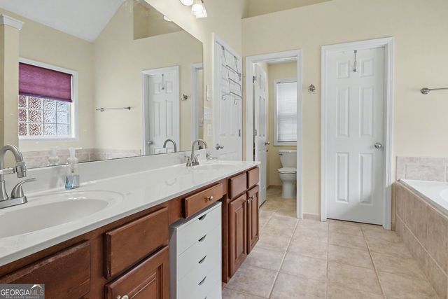 63 Avondale, Newnan, GA 30265