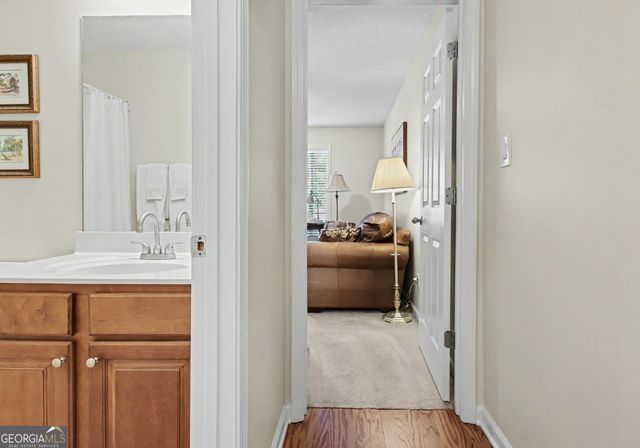 63 Avondale, Newnan, GA 30265
