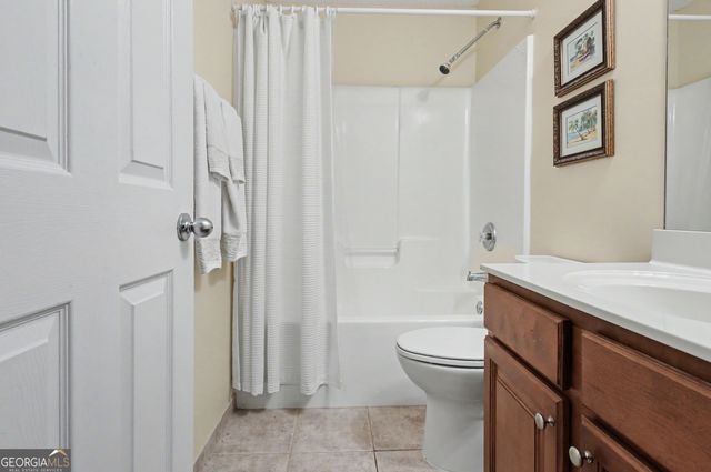 63 Avondale, Newnan, GA 30265