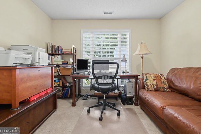 63 Avondale, Newnan, GA 30265