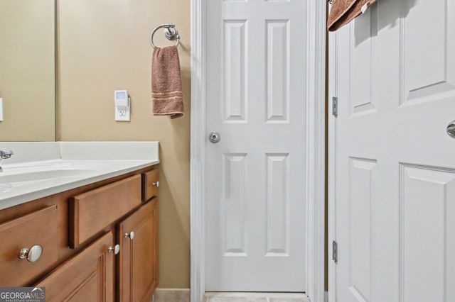 63 Avondale, Newnan, GA 30265