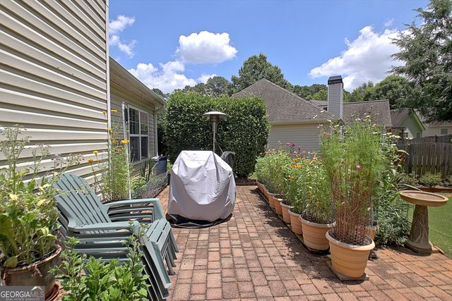 63 Avondale, Newnan, GA 30265