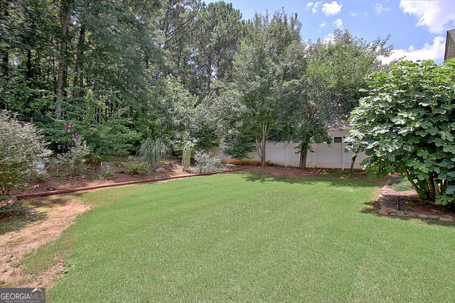 63 Avondale, Newnan, GA 30265