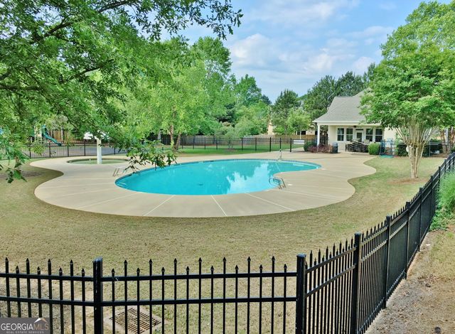 63 Avondale, Newnan, GA 30265