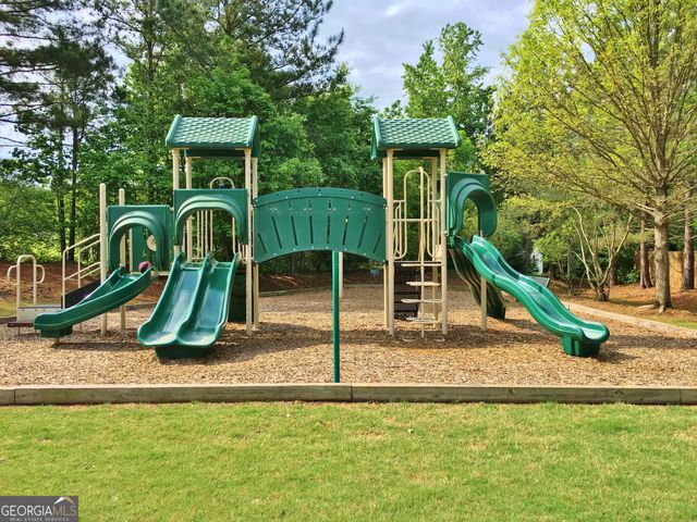 63 Avondale, Newnan, GA 30265