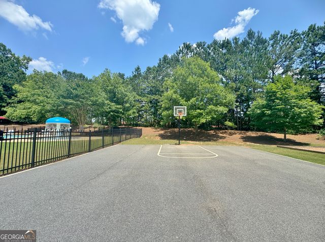 63 Avondale, Newnan, GA 30265