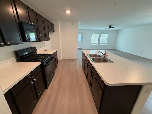 3339 Avary River Lane, Richmond, TX 77406