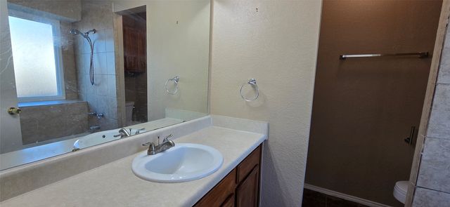 923 Westover Drive, Lancaster, TX 75134