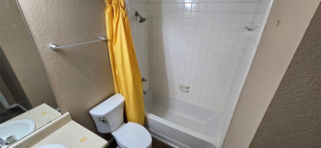 923 Westover Drive, Lancaster, TX 75134