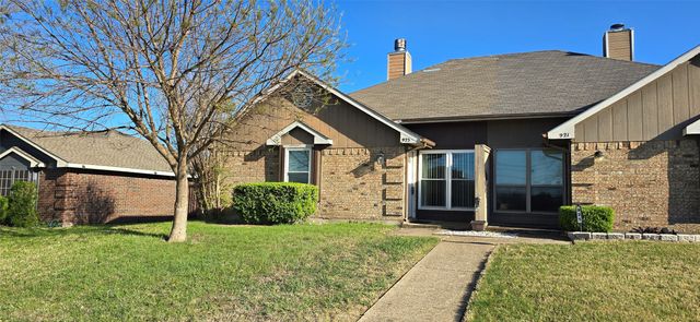 923 Westover Drive, Lancaster, TX 75134