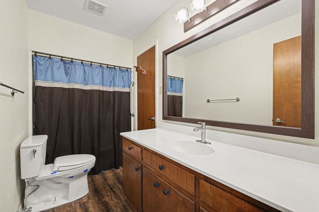 805 Wes Michael Road, Bonham, TX 75418