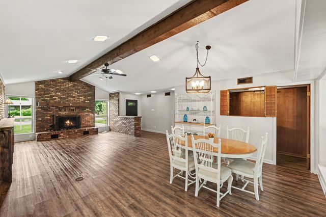 805 Wes Michael Road, Bonham, TX 75418