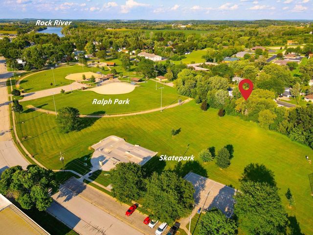 513 N High Street, Fort Atkinson, WI 53538