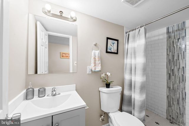 1610 MCHENRY ST, Baltimore, MD 21223