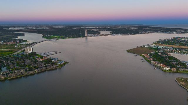 2302 Carina Court, League City, TX 77573