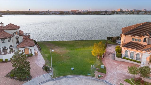 2302 Carina Court, League City, TX 77573