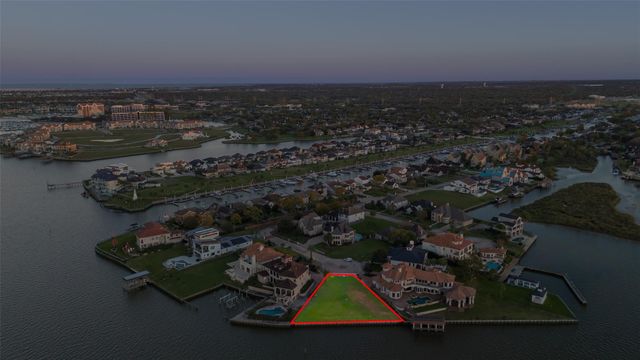 2302 Carina Court, League City, TX 77573