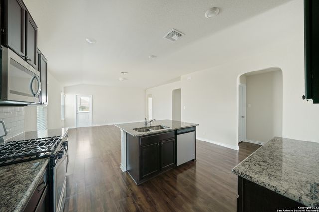 213 Gravel Gray, Cibolo, TX 78108