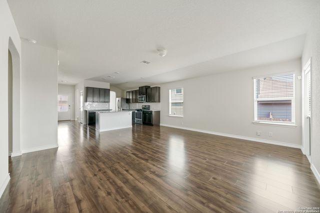 213 Gravel Gray, Cibolo, TX 78108