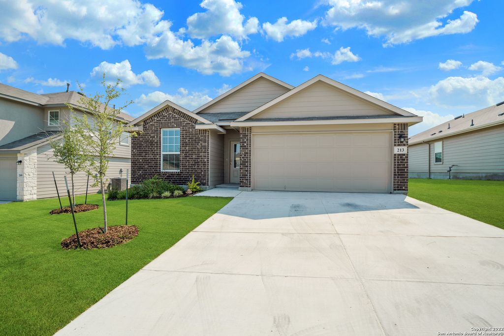 213 Gravel Gray, Cibolo, TX 78108
