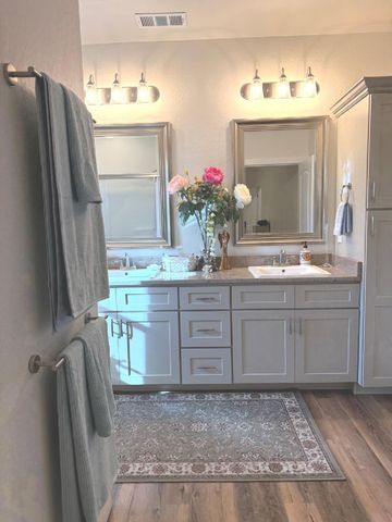 340 Cedar Ridge Drive, Cave Junction, OR 97523