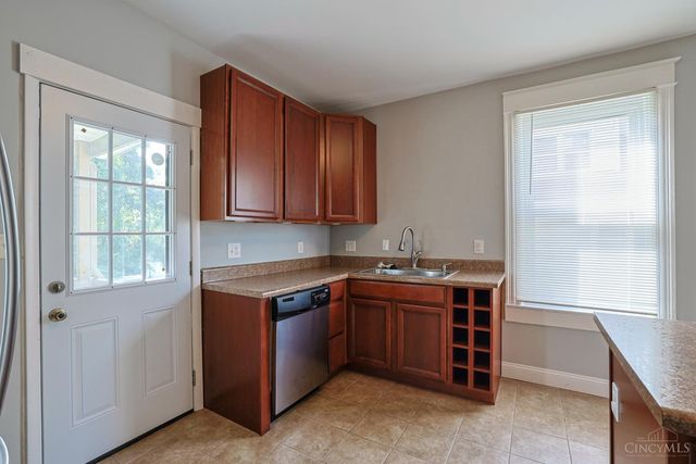 6215 Manuel Street, Cincinnati, OH 45227