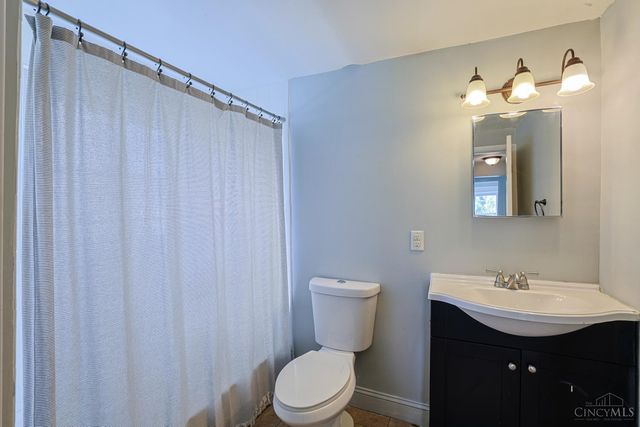 6215 Manuel Street, Cincinnati, OH 45227