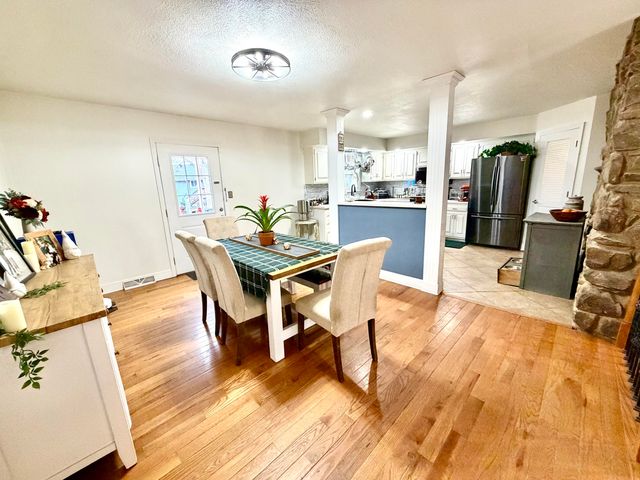 1416 W GEORGETOWN LP, Columbia, MO 65203