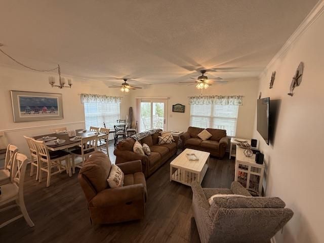 114 7th Ave. S, Surfside Beach, SC 29575