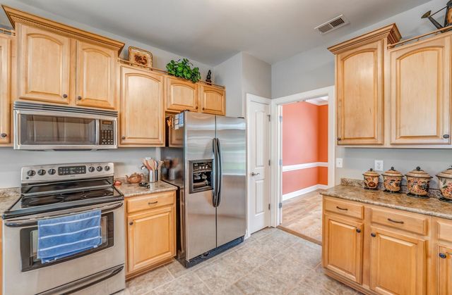 35 AZALEA CV, Somerville, TN 38068