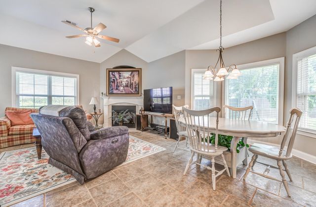 35 AZALEA CV, Somerville, TN 38068