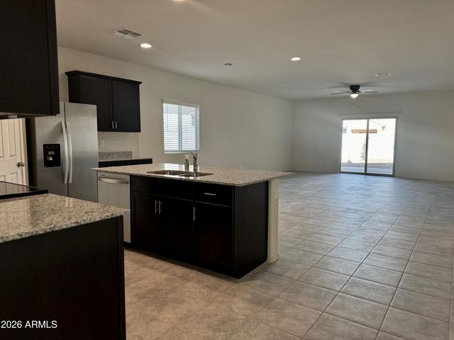 25272 W CHANUTE Pass, Buckeye, AZ 85326