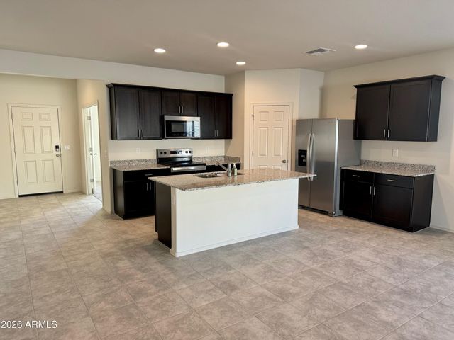 25272 W CHANUTE Pass, Buckeye, AZ 85326