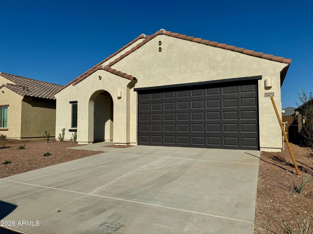 25272 W CHANUTE Pass, Buckeye, AZ 85326