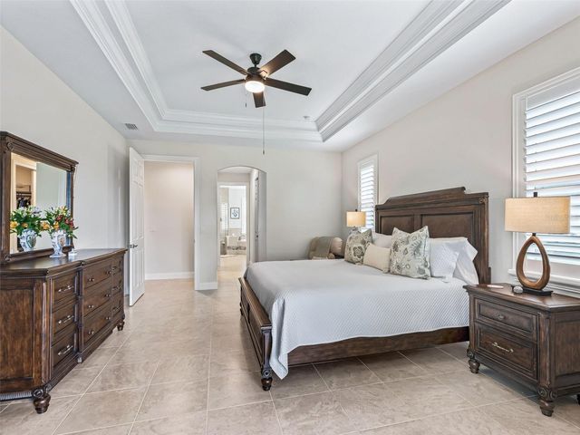 3828 OAK POINTE DRIVE, Lady Lake, FL 32159