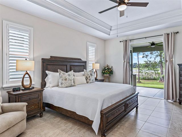 3828 OAK POINTE DRIVE, Lady Lake, FL 32159