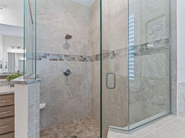 3828 OAK POINTE DRIVE, Lady Lake, FL 32159