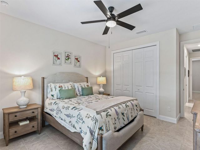 3828 OAK POINTE DRIVE, Lady Lake, FL 32159