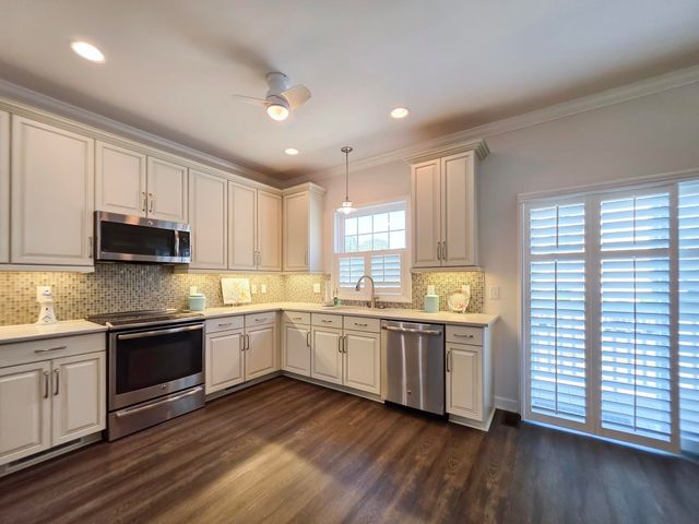 601 Hillside Dr N Apt 1203, North Myrtle Beach, SC 29582