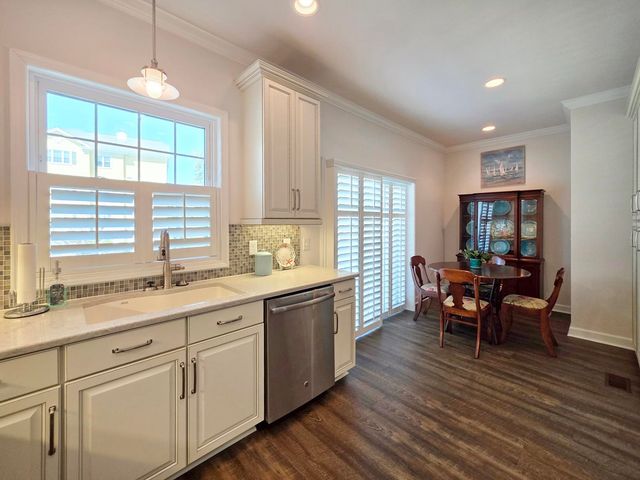 601 Hillside Dr N Apt 1203, North Myrtle Beach, SC 29582