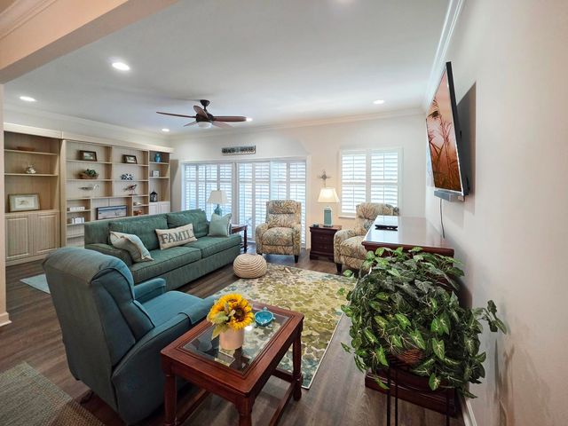 601 Hillside Dr N Apt 1203, North Myrtle Beach, SC 29582