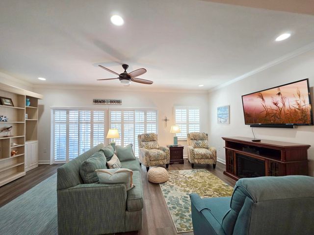 601 Hillside Dr N Apt 1203, North Myrtle Beach, SC 29582