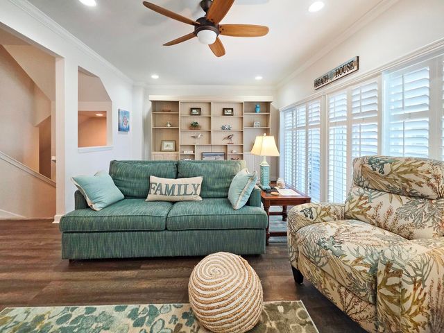 601 Hillside Dr N Apt 1203, North Myrtle Beach, SC 29582