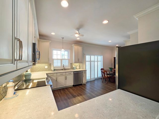 601 Hillside Dr N Apt 1203, North Myrtle Beach, SC 29582