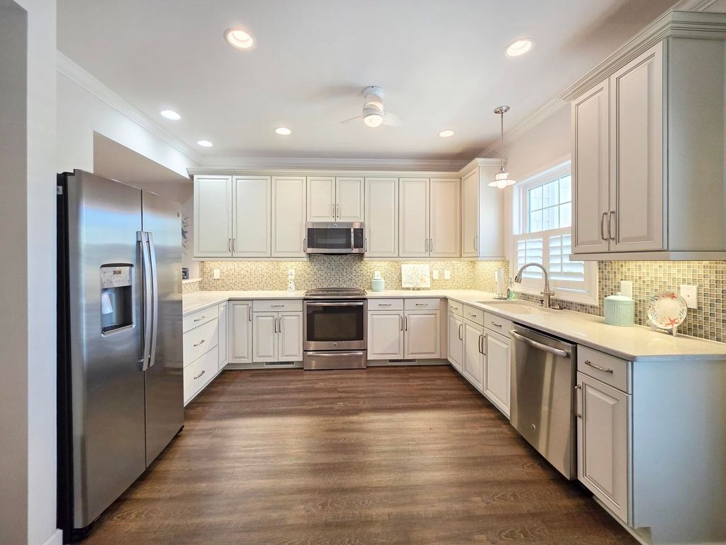 601 Hillside Dr N Apt 1203, North Myrtle Beach, SC 29582 — photo 5